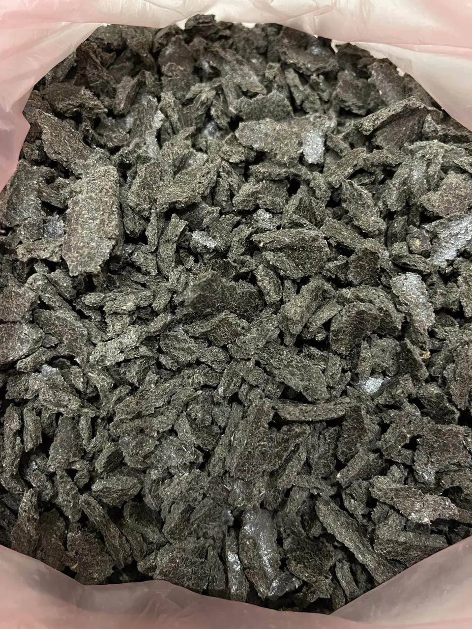 Макуха соняшникова сира